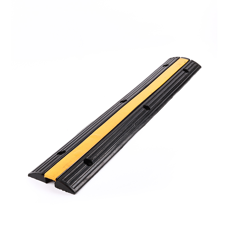 Pelindung Kabel Karet SH028